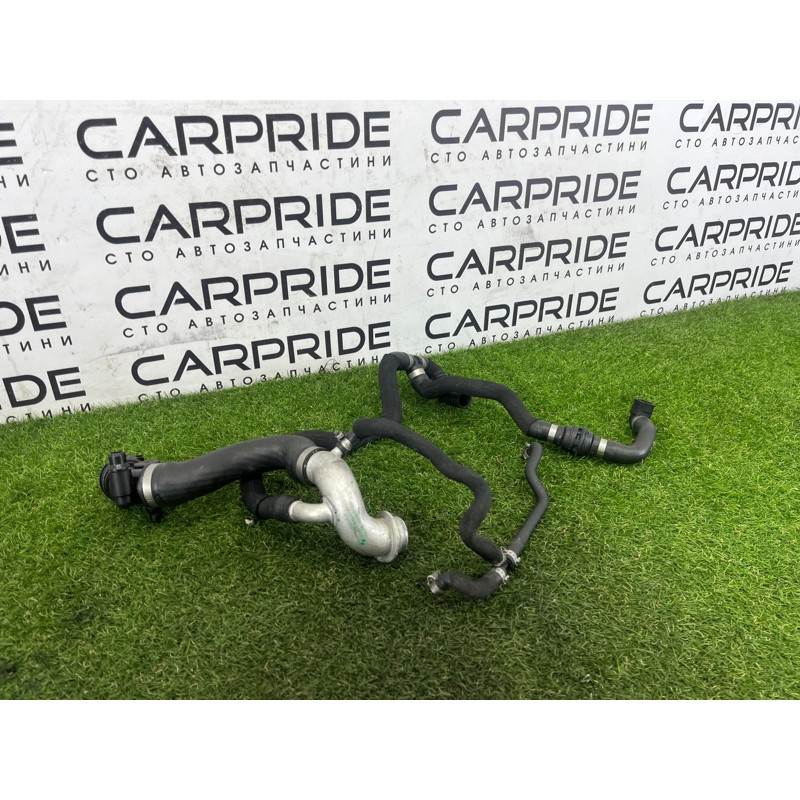 Патрубок (система охлаждения) BMW 7-series F02 2011 4.4 N63 17127600131