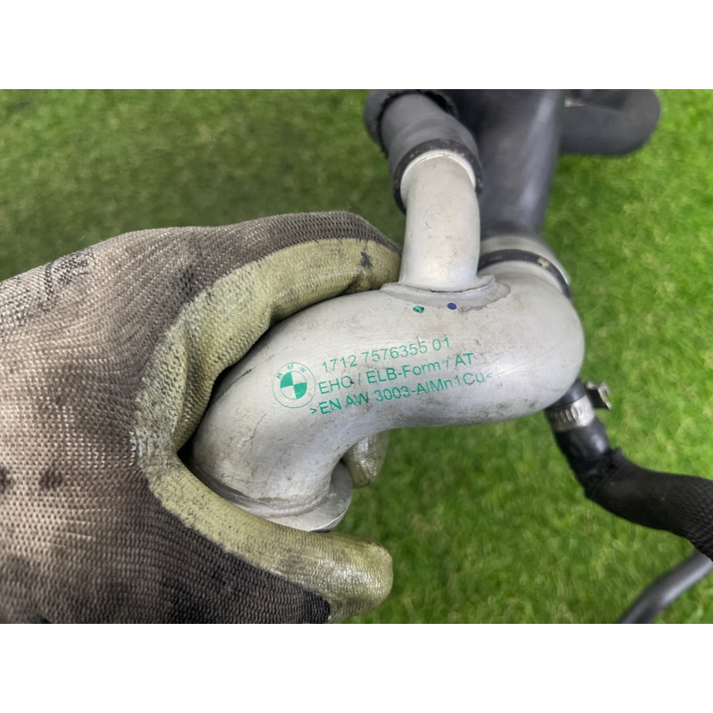 Патрубок (система охлаждения) BMW 7-series F02 2011 4.4 N63 17127600131