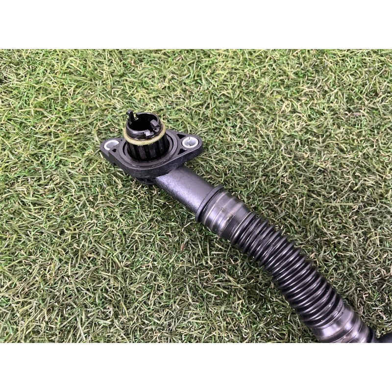 Трубка вентиляции картерных газов (двигатель и элементы) BMW 7-series F02 2011 4.4 N63 11157646086