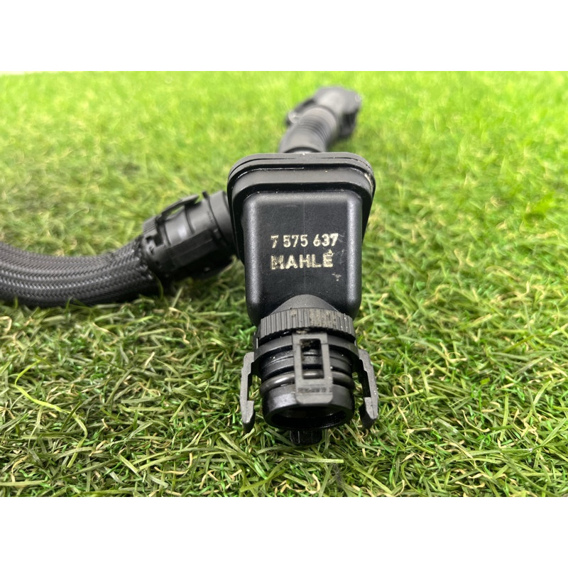 Трубка вентиляции картерных газов (двигатель и элементы) BMW 7-series F02 2011 4.4 N63 11157646086