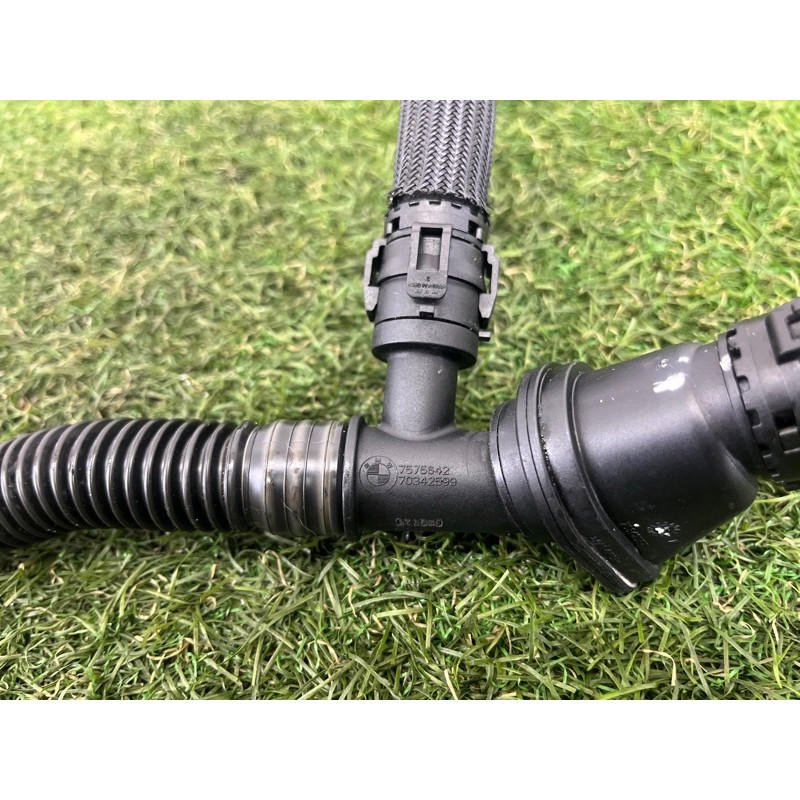 Трубка вентиляции картерных газов (двигатель и элементы) BMW 7-series F02 2011 4.4 N63 11157646086