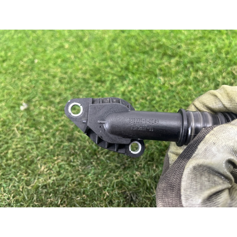 Трубка вентиляции картерных газов (двигатель и элементы) BMW 7-series F02 2011 4.4 N63 11157646086