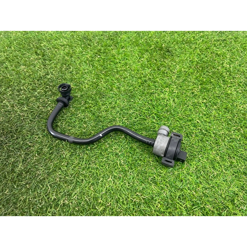 Клапан вентиляции топливного бака (топливная система) BMW 7-series F02 2011 4.4 N63 13907619297