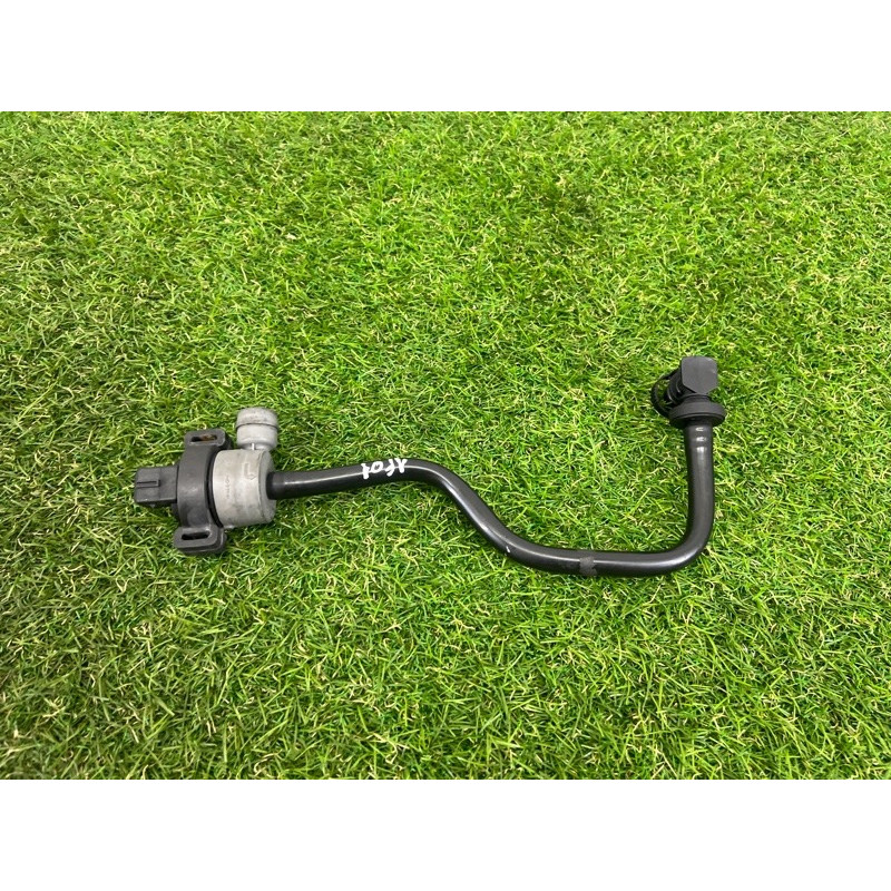 Клапан вентиляции топливного бака (топливная система) BMW 7-series F02 2011 4.4 N63 13907619297