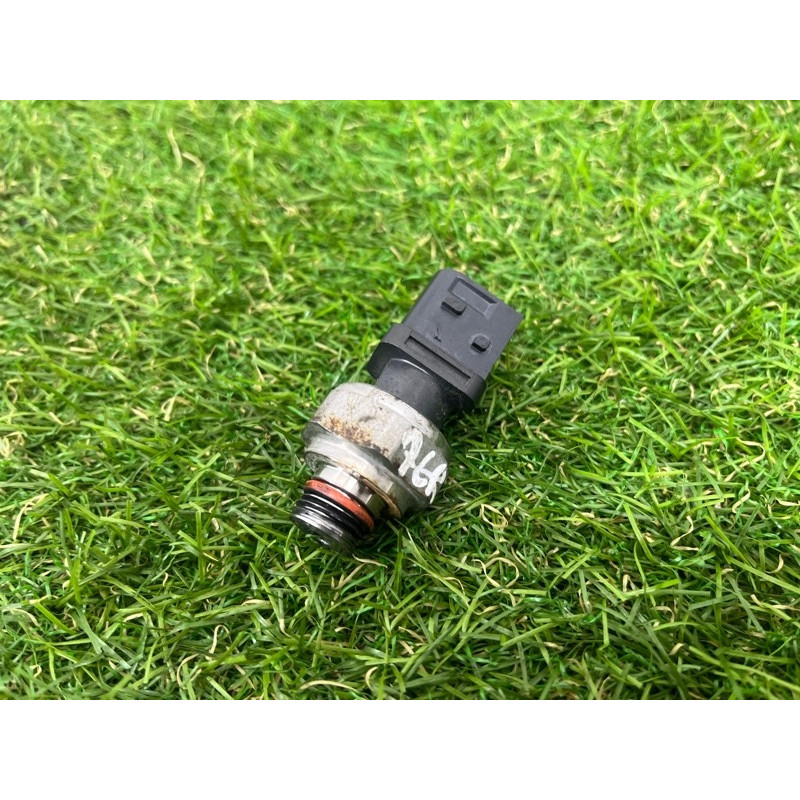 Датчик давления выхлопных газов (электрика / датчики) Jeep Grand Cherokee WK2 2014 3.0 Diesel EXF 68211254AA