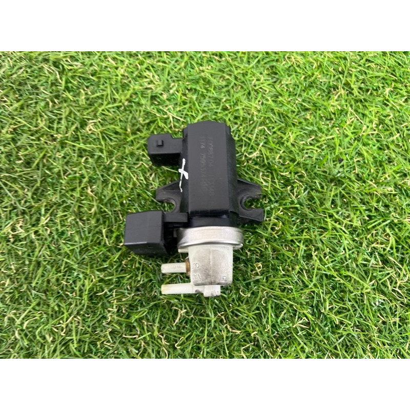 Вакуумный клапан (двигатель и элементы) BMW 7-series F02 2011 4.4 N63 11747626350