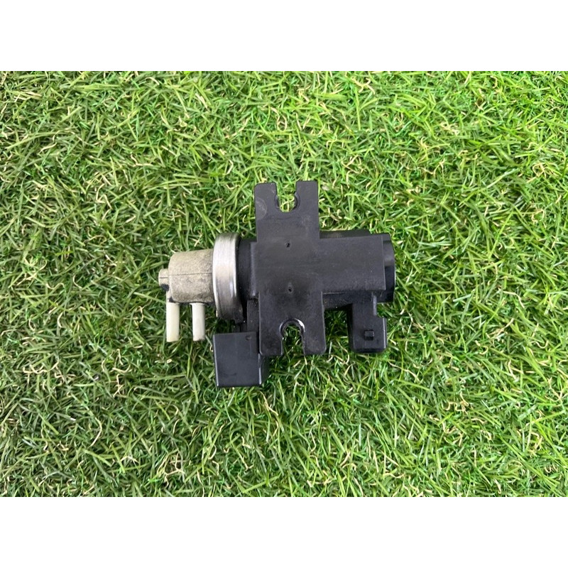 Вакуумный клапан (двигатель и элементы) BMW 7-series F02 2011 4.4 N63 11747626350