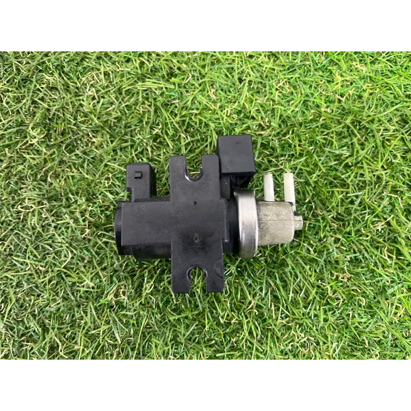 Вакуумный клапан (двигатель и элементы) BMW 7-series F02 2011 4.4 N63 11747626350