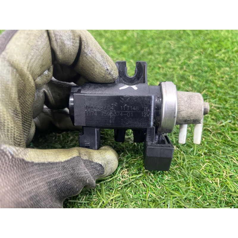 Вакуумный клапан (двигатель и элементы) BMW 7-series F02 2011 4.4 N63 11747626350