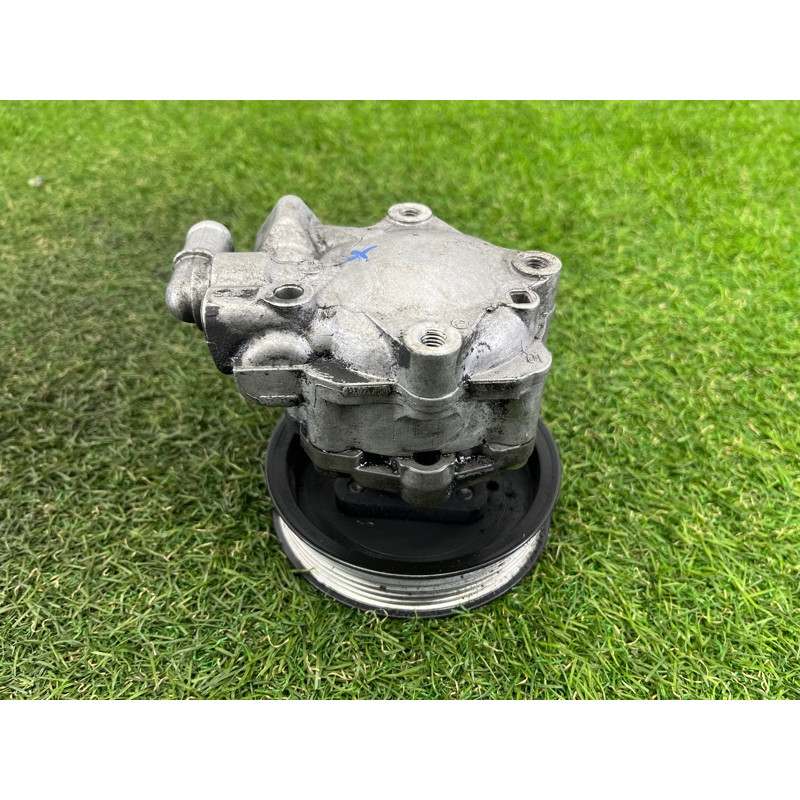 Насос гидроусилителя руля (рулевое управление) AUDI Q7 4L 2011 3.0 CATA 7L8422154J