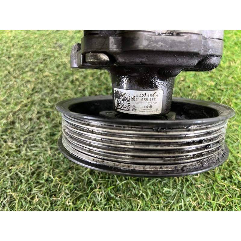 Насос гидроусилителя руля (рулевое управление) AUDI Q7 4L 2011 3.0 CATA 7L8422154J