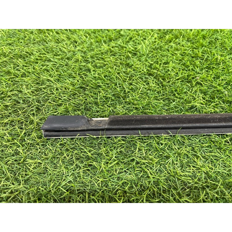 Молдинг двери внешний (кузов и элементы) Volkswagen Touareg 7L 2004 3.2 7L6839476E