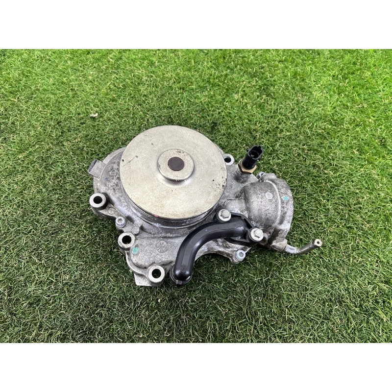 Помпа (система охлаждения) Jeep Grand Cherokee WK2 2014 3.0 Diesel EXF 68211202AB