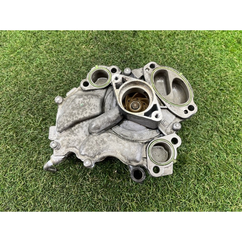 Помпа (система охлаждения) Jeep Grand Cherokee WK2 2014 3.0 Diesel EXF 68211202AB