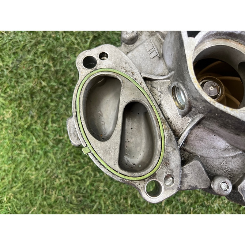 Помпа (система охлаждения) Jeep Grand Cherokee WK2 2014 3.0 Diesel EXF 68211202AB