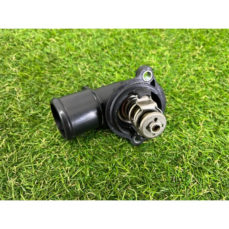 Термостат (система охлаждения) Jeep Grand Cherokee WK2 2014 3.0 Diesel EXF 68253514AA