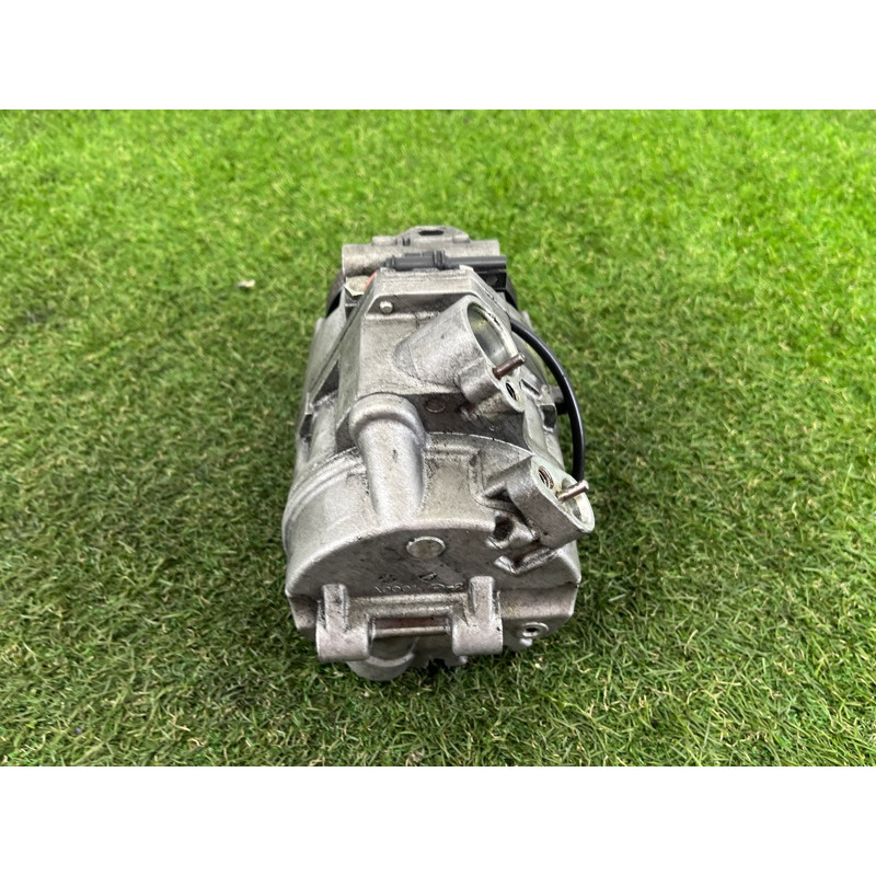 Компрессор кондиционера (отопление и кондиционирование) BMW X5 E70 2009 4.8 N62N 64529185144