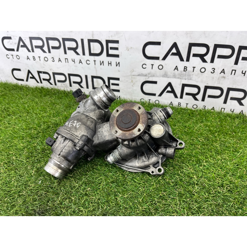 Помпа (система охлаждения) BMW X5 E70 2009 4.8 N62N 11517586779