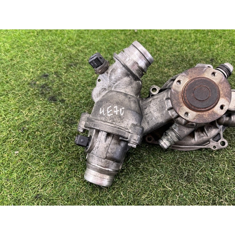 Помпа (система охлаждения) BMW X5 E70 2009 4.8 N62N 11517586779