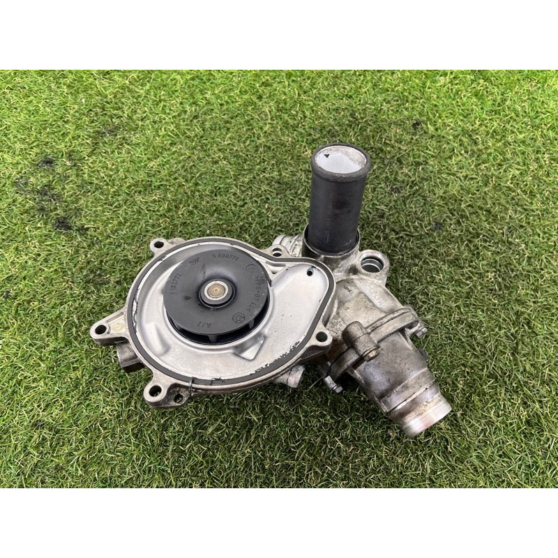 Помпа (система охлаждения) BMW X5 E70 2009 4.8 N62N 11517586779