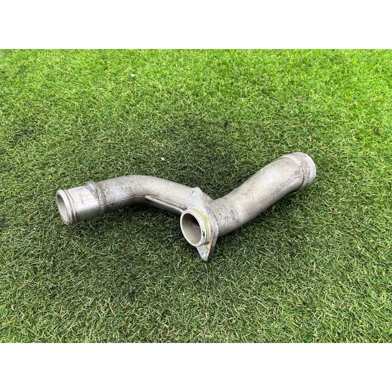 Трубка системы охлаждения (система охлаждения) Jeep Grand Cherokee WK2 2014 3.0 Diesel EXF 68211185AA