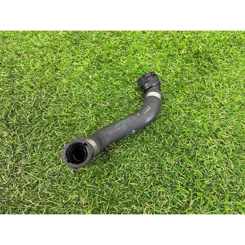 Патрубок (система охлаждения) BMW X5 E70 2009 4.8 N62N 17127537101