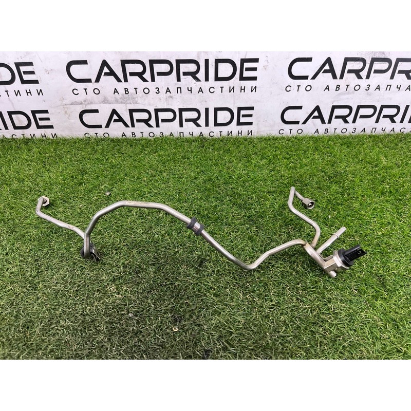 Трубка топливная (топливная система) BMW 7-series F02 2011 4.4 N63 13537622850