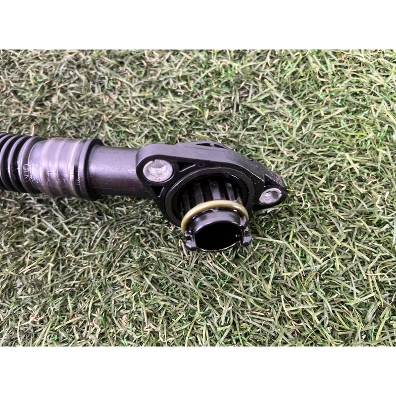 Трубка вентиляции картерных газов (двигатель и элементы) BMW 7-series F02 2011 4.4 N63 11157646087