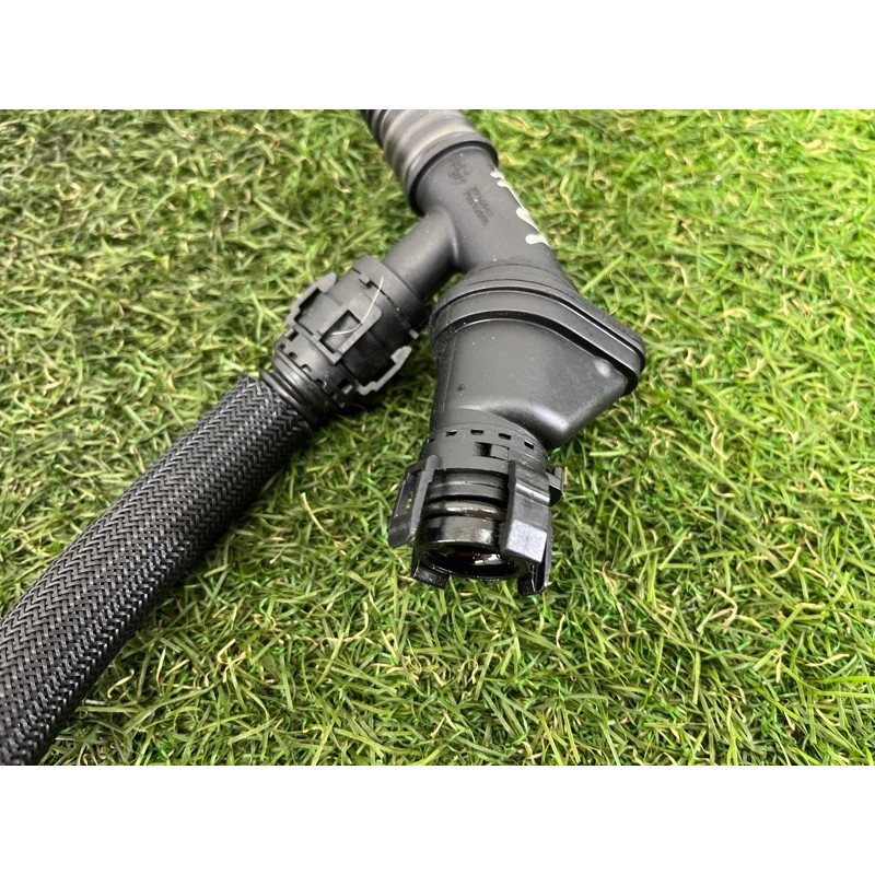 Трубка вентиляции картерных газов (двигатель и элементы) BMW 7-series F02 2011 4.4 N63 11157646087