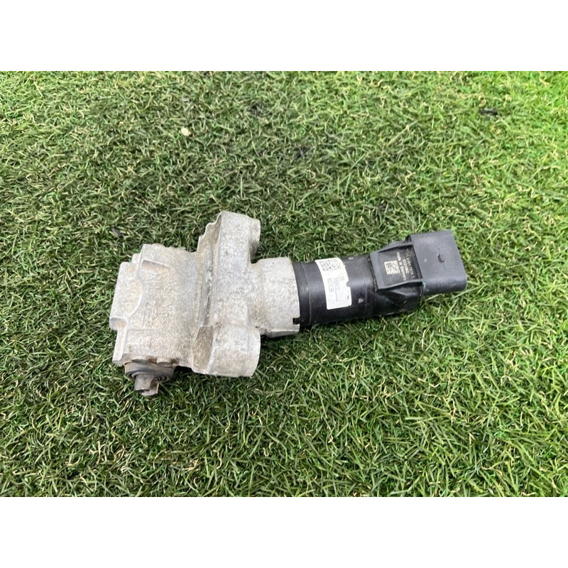 Мотор стояночного тормоза (тормозная система) Volkswagen Touareg NF 2011 3.0 TDI 7P0609724A