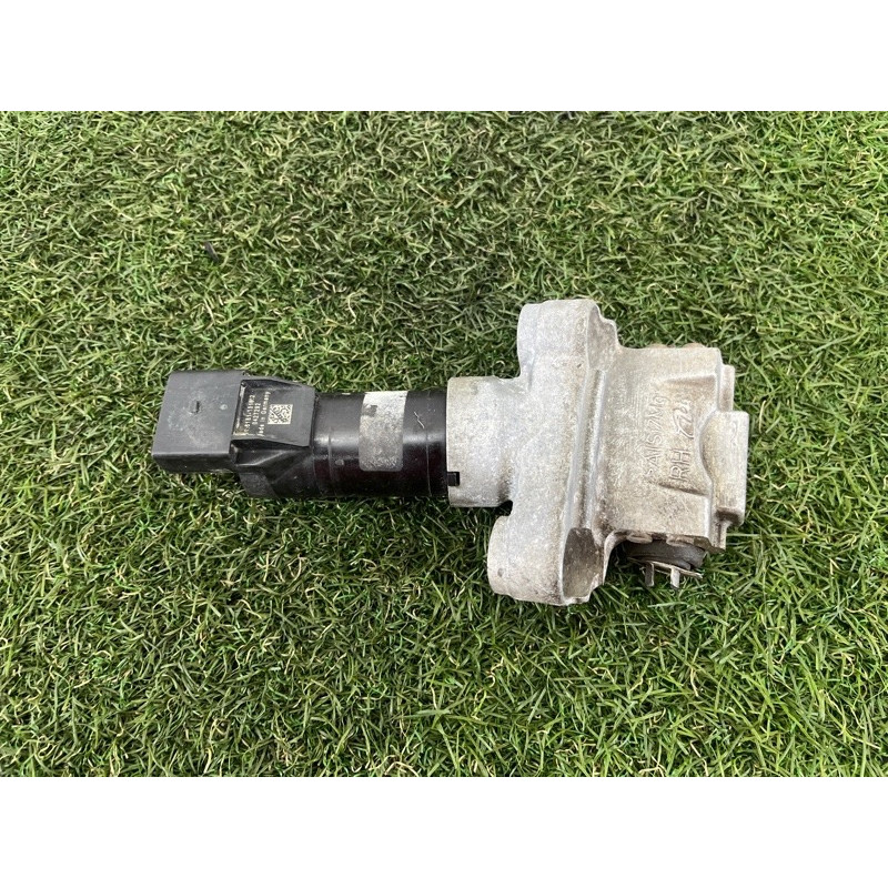 Мотор стояночного тормоза (тормозная система) Volkswagen Touareg NF 2013 3.6 7P0609724B