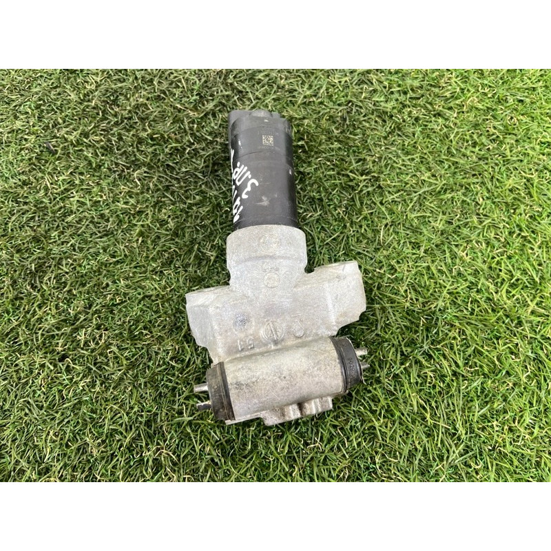 Мотор стояночного тормоза (тормозная система) Volkswagen Touareg NF 2013 3.6 7P0609724B