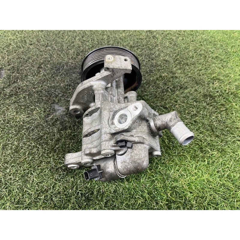 Насос гидроусилителя руля (рулевое управление) BMW 7-series F02 2011 4.4 N63 32416796493