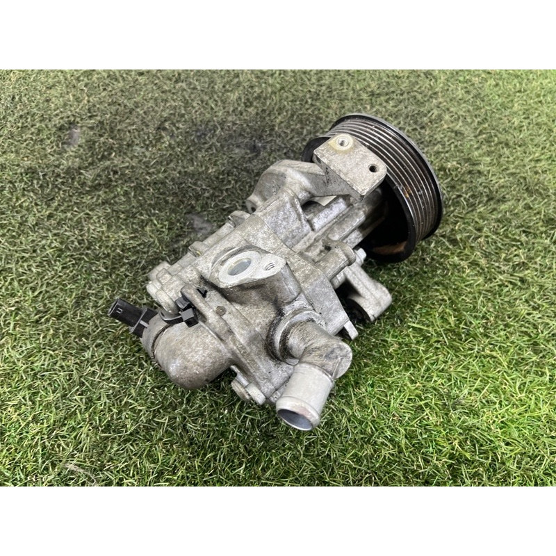 Насос гидроусилителя руля (рулевое управление) BMW 7-series F02 2011 4.4 N63 32416796493