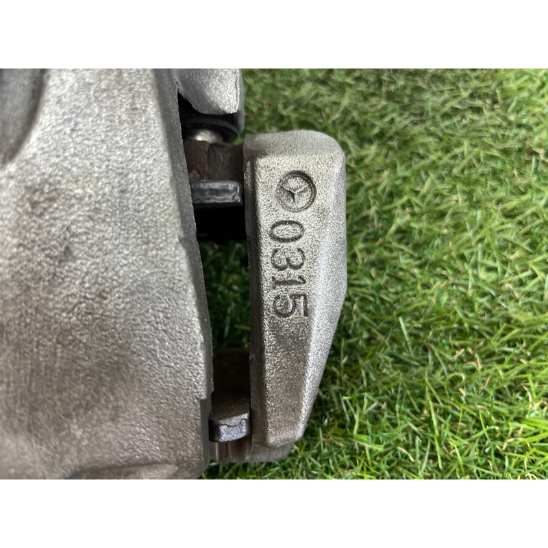 Суппорт тормозной (тормозная система) Jeep Grand Cherokee WK2 2017 68138842AA