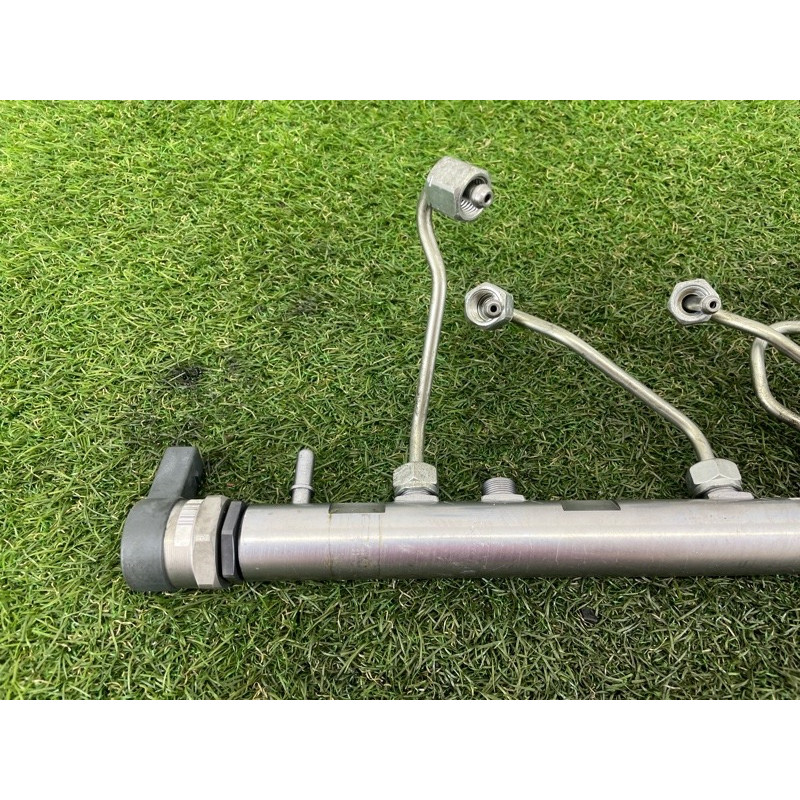 Топливная рампа (топливная система) BMW X5 E70 2011 3.0 N57 13537805423