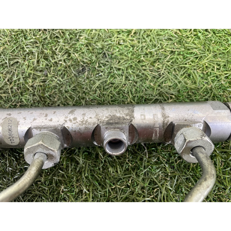 Топливная рампа (топливная система) BMW X5 E70 2011 3.0 N57 13537805423