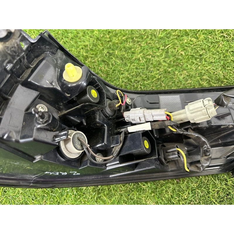 Задний фонарь (оптика) Nissan Rogue T33 2021 2.5 PR25DD 265556RR0A