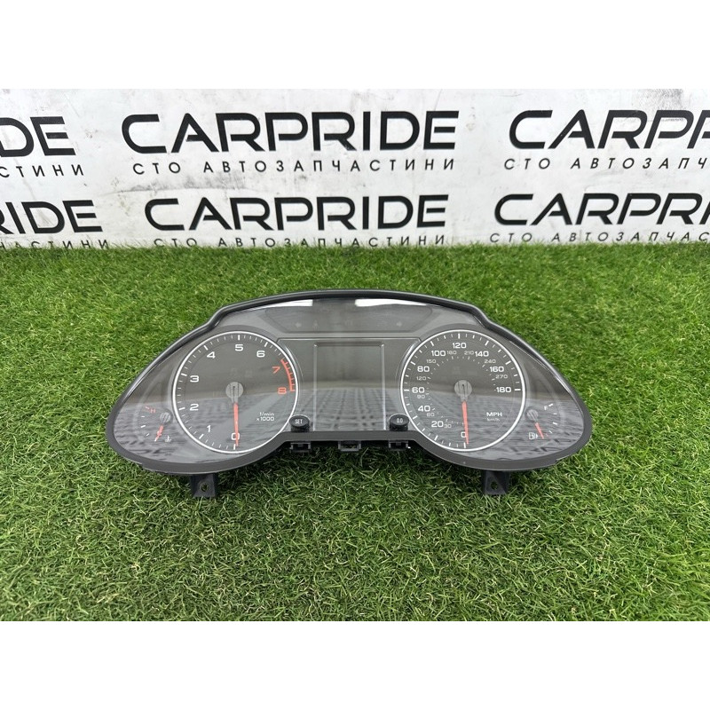 Панель приборов (салон) AUDI Q5 8R 2012 2.0 CAEB 8R0920950K