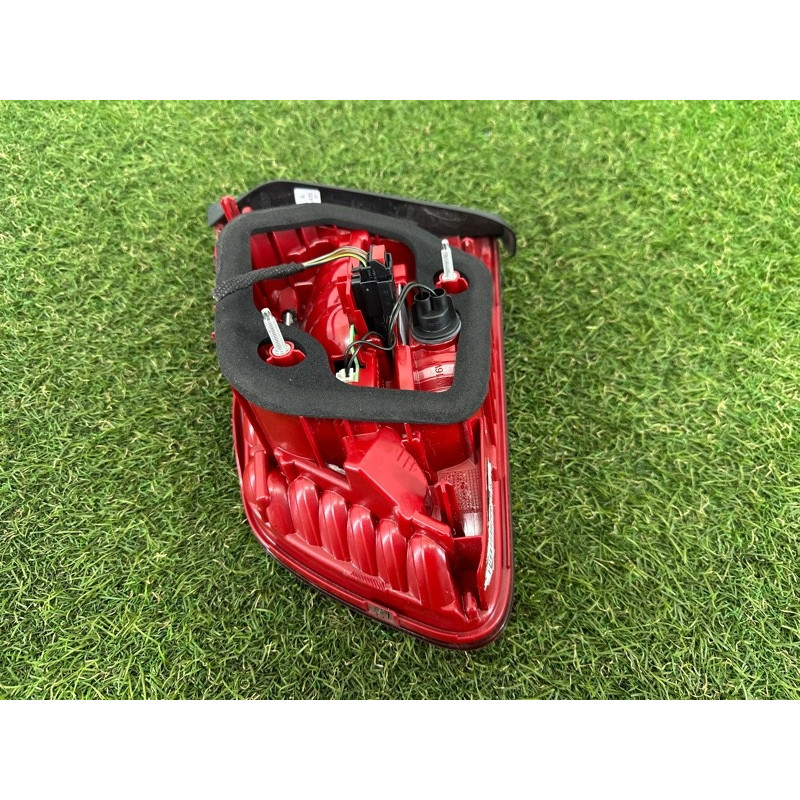 Задний фонарь (оптика) Volkswagen Touareg NF 2015 3.6 CGRA 7P6945307