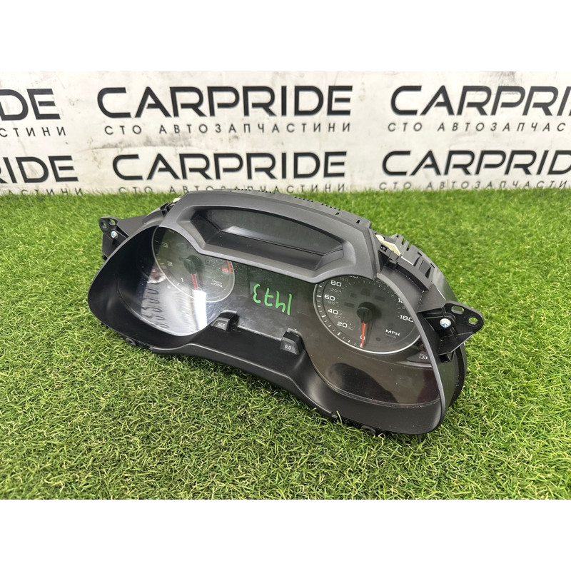 Панель приборов (салон) AUDI A4 B8 2012 2.0 CAEB 8K0920950H