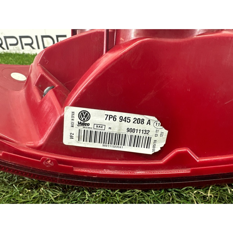 Задний фонарь (оптика) Volkswagen Touareg NF 2015 3.6 CGRA 7P6945208A