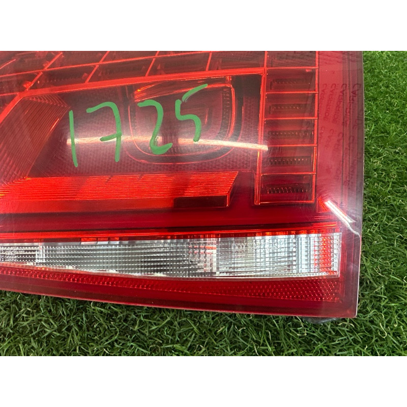 Задний фонарь (оптика) Volkswagen Touareg NF 2015 3.6 CGRA 7P6945308
