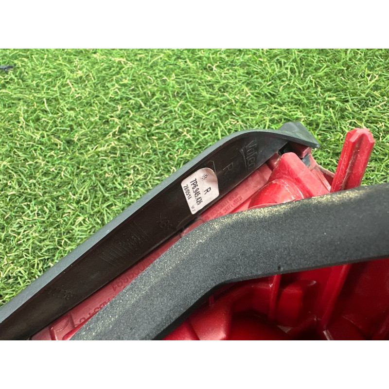 Задний фонарь (оптика) Volkswagen Touareg NF 2015 3.6 CGRA 7P6945308