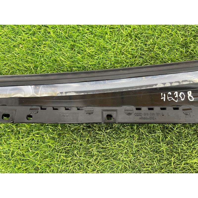 Накладка двери боковая (кузов и элементы) Audi A4 B8 8k0839901l