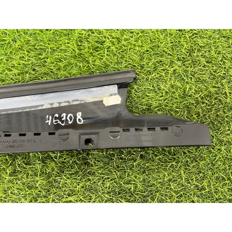 Накладка двери боковая (кузов и элементы) Audi A4 B8 8k0839901l