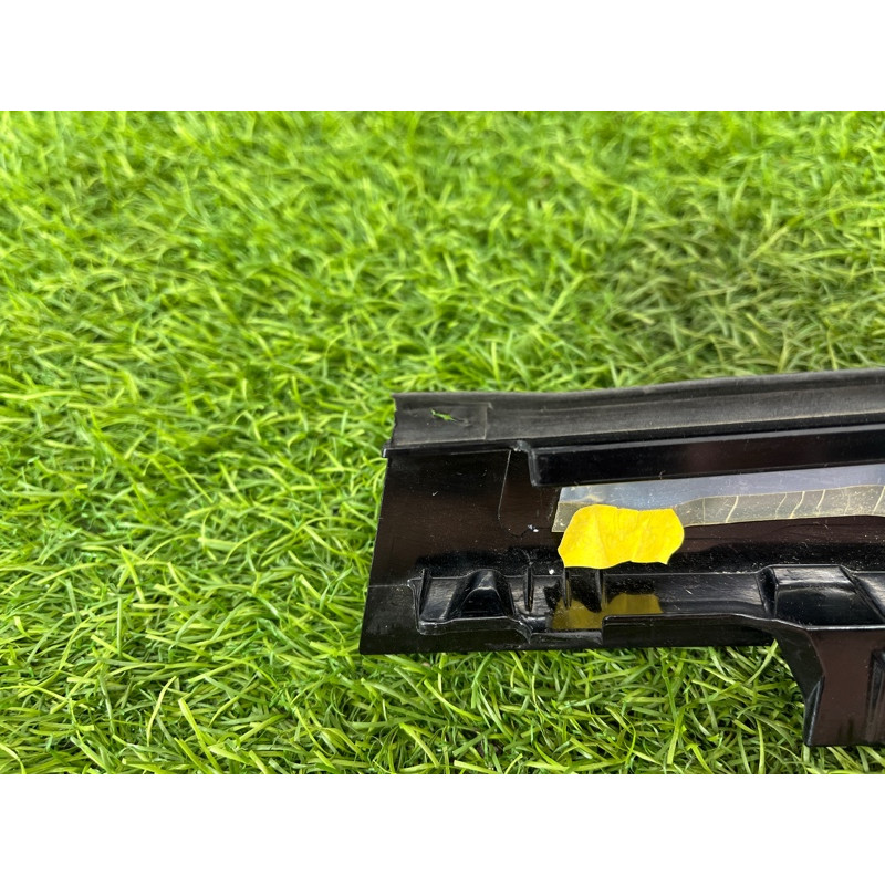 Накладка двери боковая (кузов и элементы) Audi A4 B8 8k0839901l