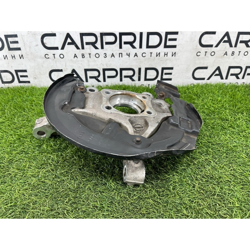 Цапфа подвески (подвеска) Ford Fusion MK5 dg9c3k170a