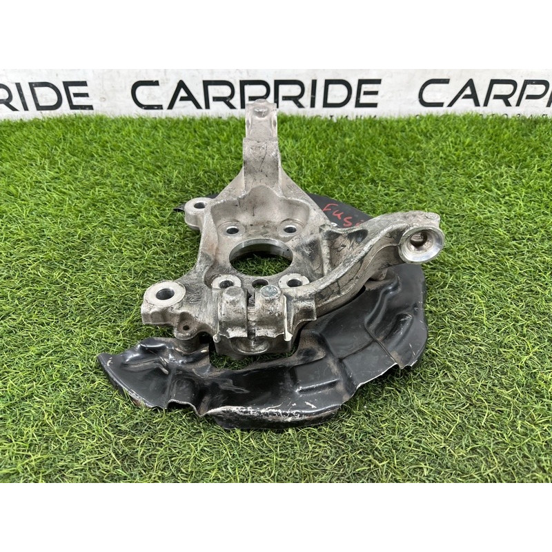 Цапфа подвески (подвеска) Ford Fusion MK5 dg9c3k170a