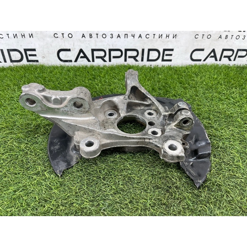 Цапфа подвески (подвеска) Ford Fusion MK5 dg9c3k170a